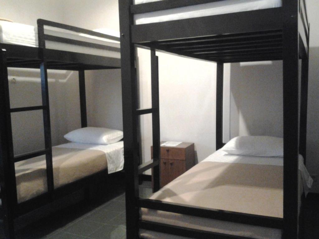 סוראבאיה Krowi Inn מראה חיצוני תמונה